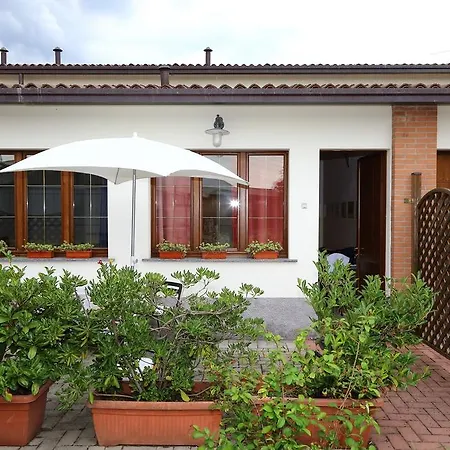 Holiday Home Fattoria Laghetto Merate Room photo